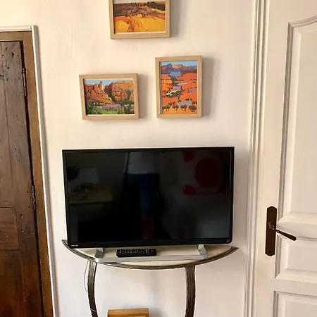 Le 1835, Rouge-corail Moustiers-Sainte-Marie