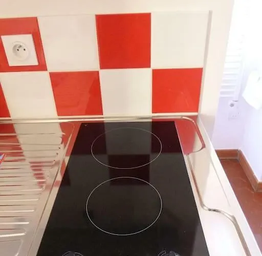 Le 1835, Rouge-corail Moustiers-Sainte-Marie