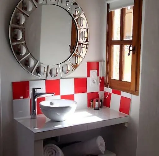 Apartment Le 1835, Rouge-corail Moustiers-Sainte-Marie